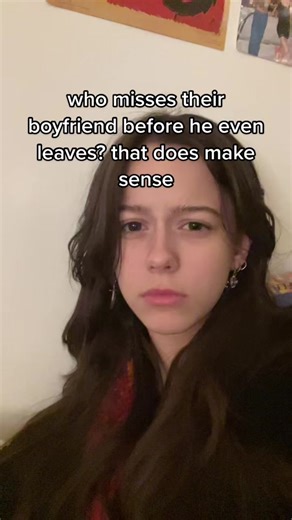 why my thumb so straight