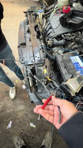 Horn and outside temperature sensor wiring repair tips 💯 #CarHacks #wiring #ForEducationalPurposesOnly #automobile #fblifestyle