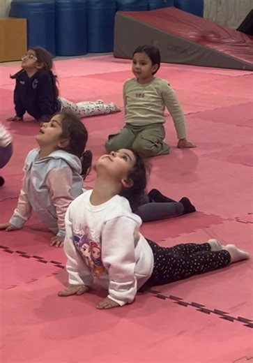 Never skip the basics 💪🏼 #gymnastic #worldwide #stretching #coaching #competition