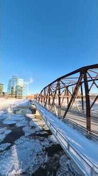 traffic (Victoria) Bridge Flyby Antigravity A1 360 Drone