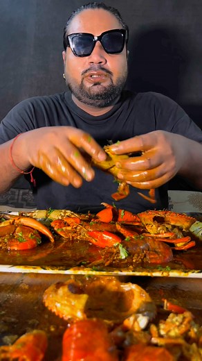 Crabs 🦀 VS Jhinga 🦐 eating 🤯 #crabs #nonveg #seefoodlover #viralreelsシ #nonvegfoodie #challenge | Mithila Challenge Man