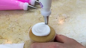 281K views · 3.4K reactions | Leopard Print Buttercream is so fun &...