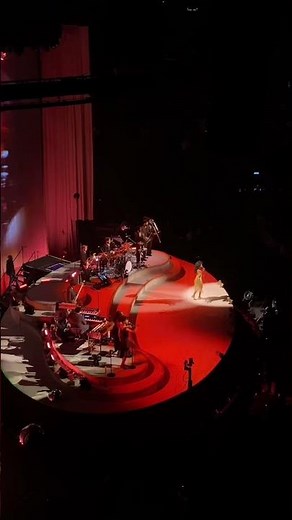 Olivia Dean - Ok Love You Bye (Live @ Ziggo Dome Amsterdam)