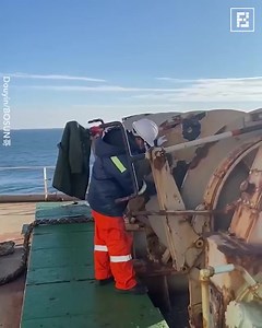 🛠️ Inside the Technology of Anti-Rust & Corrosion Protection in Shipping ⚙️🌊 Saltwater. Humidity. UV radiation. Constant wear and tear. Ships face one of the harshest environments on Earth — where corrosion isn’t just cosmetic, it’s a serious threat to safety, efficiency, and lifespan. 🔍 How do we fight corrosion at sea? ✅ Multi-layer epoxy coating systems ✅ Sacrificial anodes & cathodic protection ✅ Nano-polymer films & self-healing coatings ✅ Robotic spray systems for precision application 