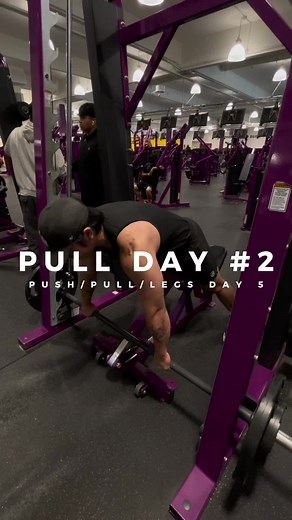 Second pull day for the week ✌🏼 also my first time trying the chest supported row on a smith #fypシ゚viral #foryoupage #fyp #planetfitness #planetfitnessworkout #smithmachine #backworkout #pullday #dailyworkout