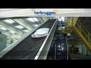 Palletizing | Automatic Palletizer machine VPM-10 by Verbruggen | bags of charcoal