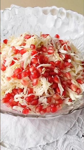 Svečana salata sa narom, recept je napisan u opisu videa