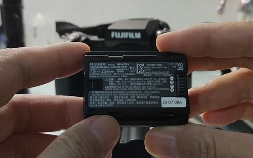 富士W235电池原厂和副厂的使用感受