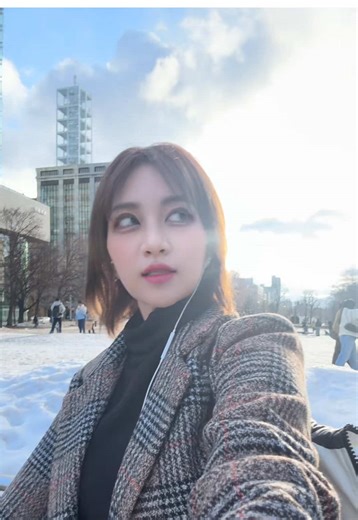 札幌、雪だらけだけど☃️名古屋より暖かいからダウン脱いだ☀️#美容クリニック #美容 #ビジネス #医療 #ナース