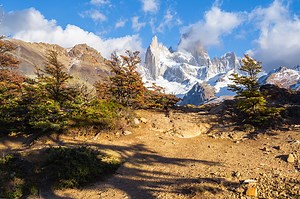 Fitz Roy mount in Los Glaciares National Park, El Chalten,Patagonia,...