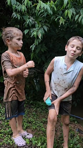 Crazyjungleadventures on Instagram: "Garden Mud → Creek Wash-Off with the Kids! 🌿💦🔥 #Homesteading #OffGridLiving #USA"