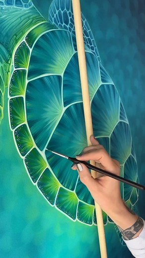 Hypnotizing Art Gallery on Instagram: "🌕 Your thoughts about this incredible painting? 🎨 • Credit @silverfrancisart • If you want to be noticed ⭐ Use #hypnotizing_arts • 📩 Promotion/Feature DM or email • All rights to the respective owner © #acrylpainting #paintingoftheday #paintings #acrylicpainting #artwork"