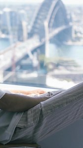 Drive into Sydney's spring and indulge in a harbourside escape complete with a complimentary parking and bubbly on arrival. | Shangri-La Sydney