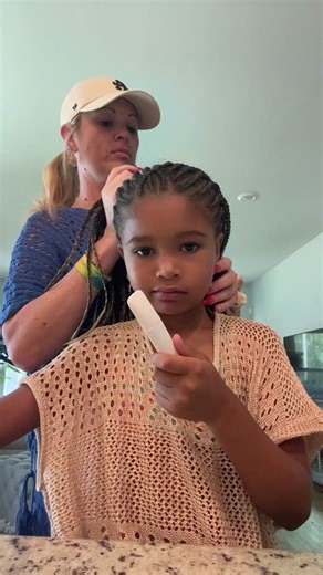 Hair Bun Tutorial and Affirmations Update | Scarlett and Tiania