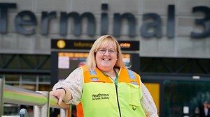 Get the 🍿 ready because it's almost time for Heathrow: #BritainsBusiestAirport! Make sure you're watching at 9:00pm tonight on ITV 📺✈️ New to the series? can catch up on any missed episodes at itv.com/hub/heathrow-britains-busiest-airport/ | Heathrow Airport