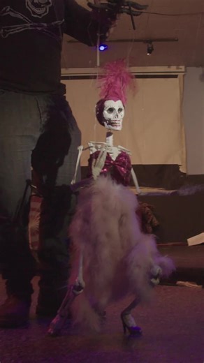 Experience a Unique Interactive Show with Puppets and Fun