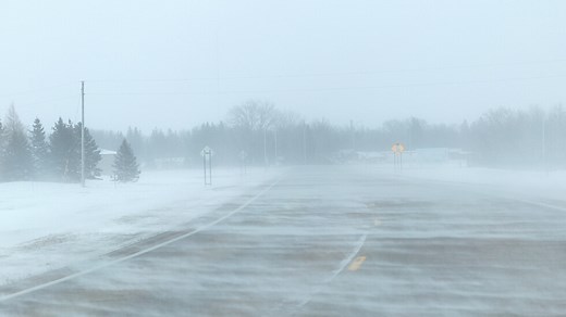 Yellow code for strong wind across the country on Tuesday