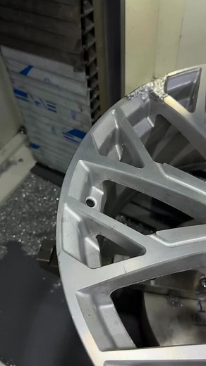 28 reactions | #goma #disqe #cnc #gomisteri #cncalbania #wheelsrepair #tirane #powdercoating #wheels #albania | Elton Rama | Facebook