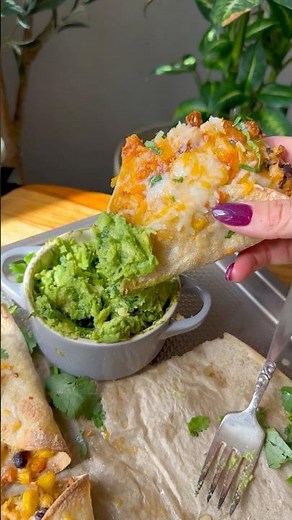 Easy 30 Minute Baked Crispy Chicken Tacos