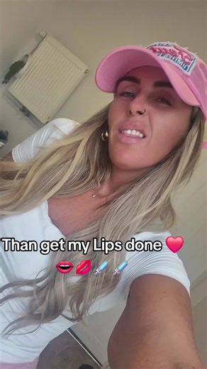 Kellie Mc Fadden (@kelliemcfadden)’s video of Red Lips