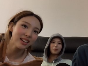 Momo给娜琏取日文名，Sana“听起来像住在冲绳的人”