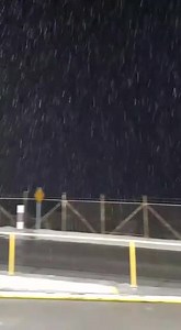 8.4K views · 202 reactions | #LO_ÚLTIMO ❄ [01.58 horas] Se registró caída de Nieve en el sector de Colon Alto. #NoticiasALaHoraRequinoa #InformaciónEmergenciaRancagua | Noticias a la Hora Requinoa | Facebook