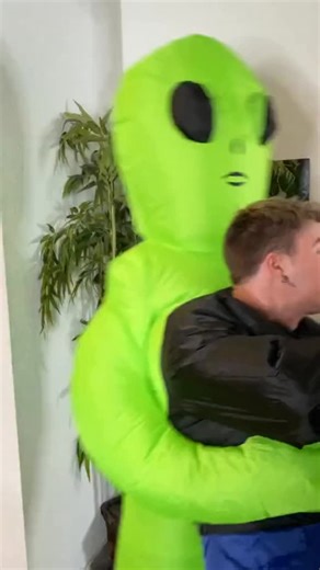 is it all tricks or treats this year 👽 who remembers this video?! | Sweety High