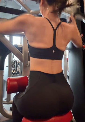 運動界神力女超人 (@dianachen66) 的影片使用了 From The Start (Ultra Slowed) - -Prey & ZMAJOR & zxnc & Emrld!