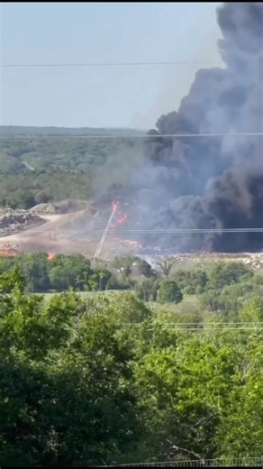1.2M views · 4.9K reactions | A better look at the fire at Silver Creek Materials in Tarrant County. Smoke is visible across DFW. Thanks to Kenny Siegler for the video. | DFW Scanner | Facebook