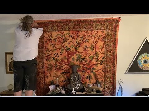 How to hang a tapestry