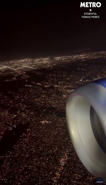 'It's like there's lava everywhere': flight into LA shows scale of Palisades fire