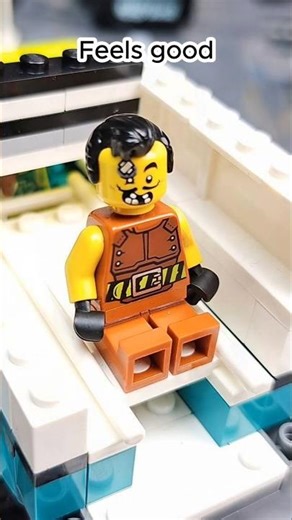 Traffic gets creative #lego #stopmotion #traffic