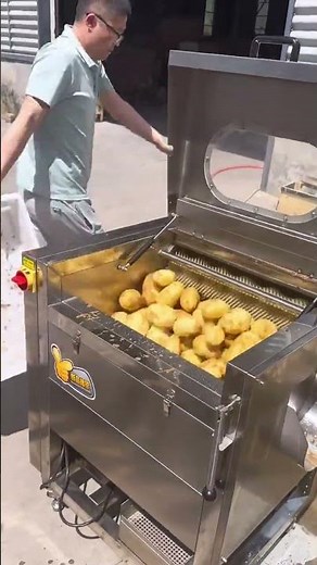 The potato cleaning peeling machine slicing and shredding machine can change the blade res