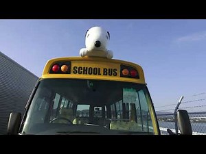 SNOOPY幼稚園バス 可愛い