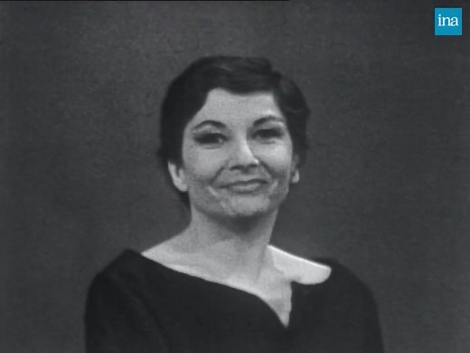 🎶 ZIZI JEANMAIRE. En 1960, la chanteuse s’empare d’une chanson du répertoire de Guy Béart « Qu’on est bien », vision d’un amour classique et idéalisé. On la retrouve ensuite en 1977, en pleine répétition à Bobino où elle dit finalement « Merde à l’amour ». | INA