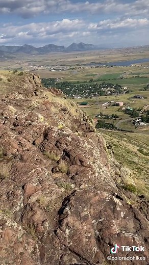North Table Mountain & Rim Rock Loop: 8.3 miles - 1,125’ elevation gain - rated moderate #colorado #goldencolorado #coloradohikes #coloradocheck #hike