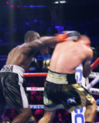 ¡La pelea que los fanáticos del boxeo estaban esperando! El campeón indiscutido de peso supermediano, Canelo Álvarez, se enfrenta al invicto campeón de tres divisiones, Terence Crawford, en una pelea memorable. 💥 ¡Compra tus boletos hoy y vive la acción EN VIVO! | UFC