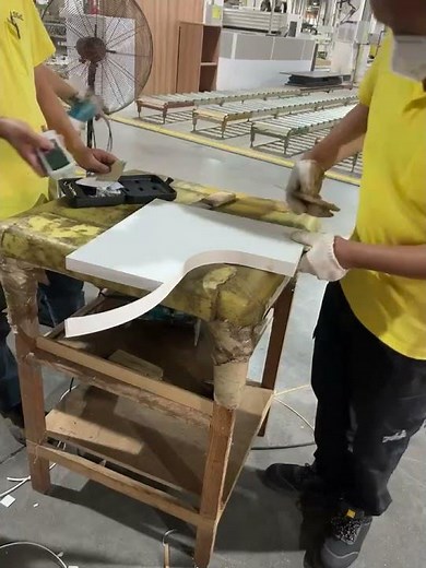 EVA hot melt glue for edge banding in woodworking #EVAHotMelt #EdgeBandingGlue #LowTempHotMelt