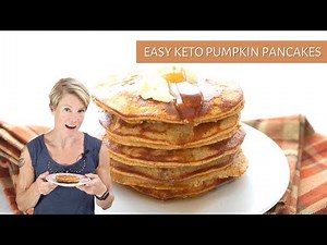 EASY KETO PUMPKIN PANCAKES - the perfect healthy fall breakfast!