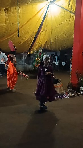 Khandeshi haldi Tak Nachv ne #song #marathi #music #love #explore #songstatus #khandeshi #king💛 मना गाव मना देश ।। जय खान्देश ।। जय शिवराय !! 💛 💃 खान्देशचा जलवा – लग्नं, हल्दी आणि डान्सचा धमाका! 💥 🎥 Welcome to “Khandesh Ki Video” – the home of Khandeshi dance, haldi celebration & wedding vibes! इथे बघा: 💫 हल्दी डान्स व्हिडिओ 💫 💞 लग्नाची धमाल 💞 🔥 डीजे डान्स, कपल डान्स आणि फ्रेण्ड्स ग्रुप डान्स 🔥 🎉 खान्देशी संस्कृती मॉडर्न बीट्स = परफेक्ट वाइब्स! 👉 आम्ही एडिटर आहोत – रिल्स स्टार नाही!