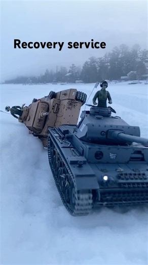 Panzer III Recovery Service ❄️ (Back on Its Tracks)