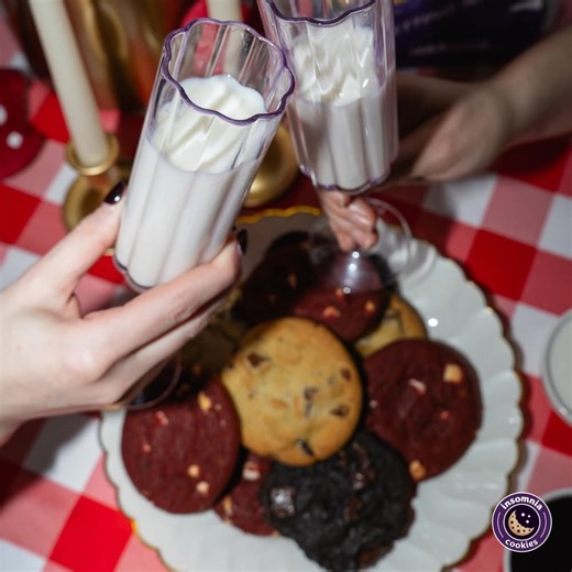 Join us for our first ever Warm Cookies, Hot Date bakery reservation pop-up! Reserve your spot at participating bakeries. Reservations include: seating for two, optional pre-fix menu, a late-night date night filled with ambiance, delicious desserts, and the ability to wear your fanciest PJ's. Can't attend? Order in with our V-Day line-up and limited time only dips. | Insomnia Cookies