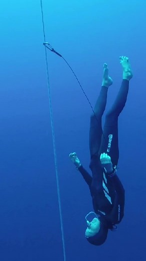 Exploring the Depths: Freediving Adventure to 73m Underwater