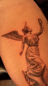 The statue of "Nike of Samothrase" ️諾 #angeltattoo #angelnike #anglelart | Kunce Tattoo | Facebook