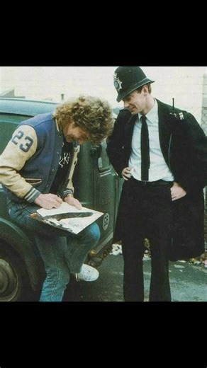 The iconic moment when Robert Plant signed an autograph for a police officer in the early 80s is truly a testament to his humility and kindness. The image of him casually signing a Led Zeppelin album for the officer has become a cherished snapshot of rock history. It humanizes Plant and shows that despite being a rock legend, he was willing to take the time to interact with his fans and acknowledge the people he met. This moment is particularly notable because it highlights the contrast between 
