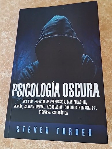 Explora la Psicología Oscura a través de Libros