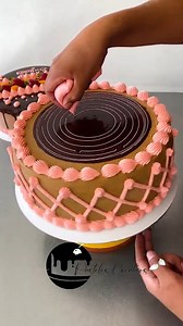 2.3M views · 4K reactions | How to decorate cakes with mocha cream and chocolate 101 | Dessert Cakes | Facebook