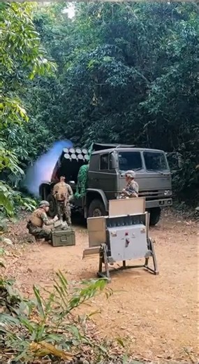 Unexpected moment #army #viralvideo #animalattack #rocketlaunch