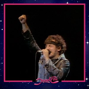 100K views · 4.9K reactions |  Born in the U.S.A. I was born in the U.S.A.  Happy 4th of July an unsere amerikanischen Freunde.  Die meisten hören heute (hoffentlich) ganz fleißig Bruce Springsteen!  | Formel Eins | Facebook