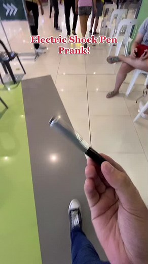 Electric Shock Pen Prank!